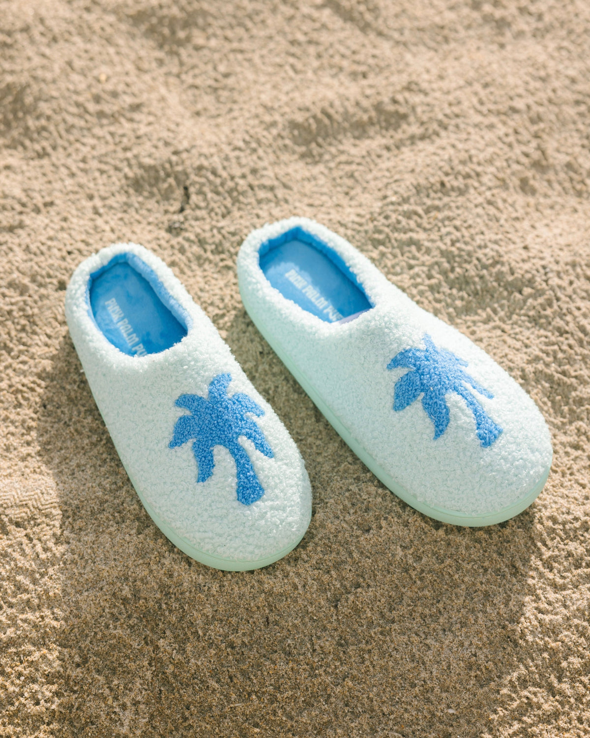 Pink Palm Puff Malibu Slippers in Seabreeze